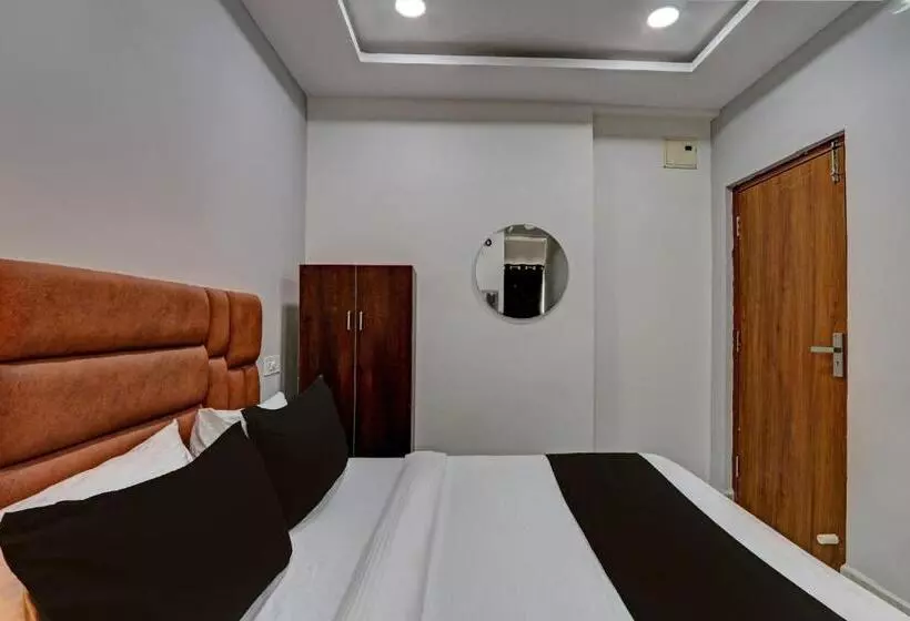 ホテル O Lavish Tranquil