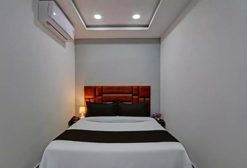 ホテル O Lavish Tranquil