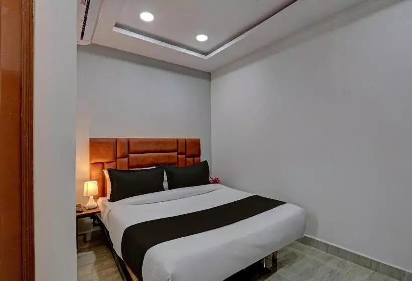 ホテル O Lavish Tranquil