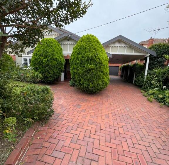 膳宿费 Bentleighs Magnificent Beautifully Renovated And Extended 1920s Period Family Home