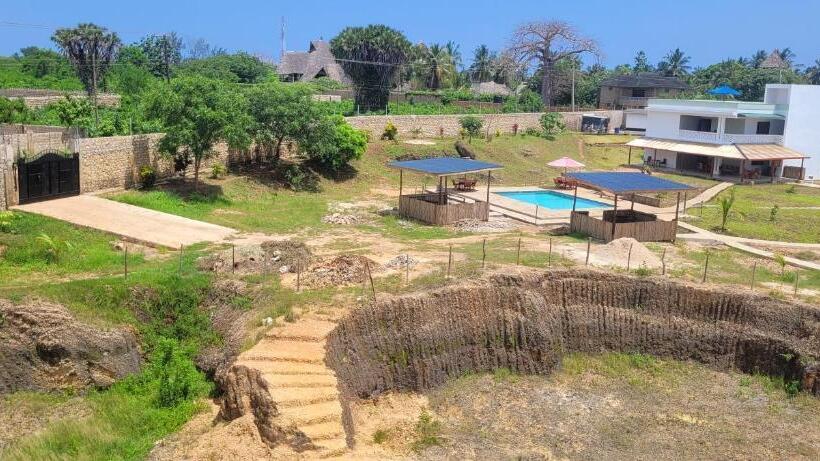 پانسیون Firstrose Villa, Doppelzimmer R3,a Diani, Kenia