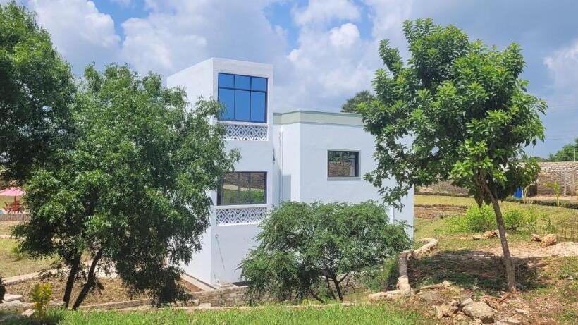 پانسیون Firstrose Villa, Doppelzimmer R3,a Diani, Kenia