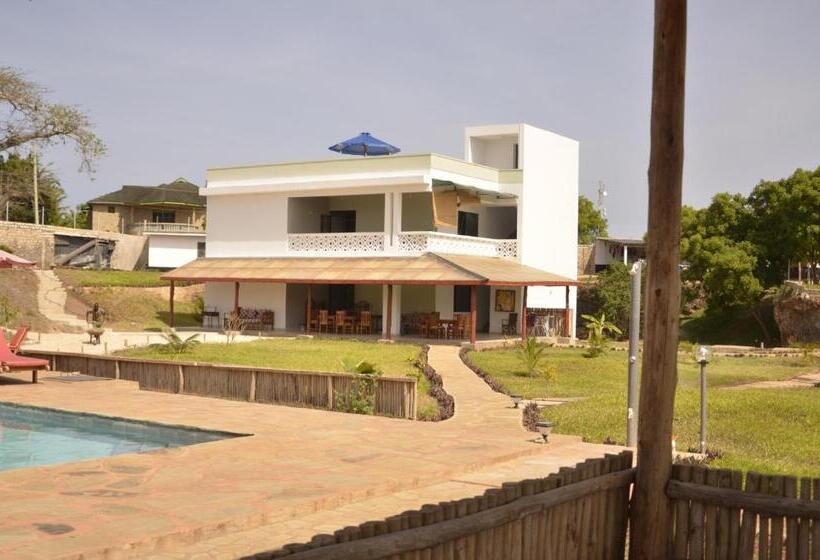 پانسیون Firstrose Villa, Doppelzimmer R3,a Diani, Kenia