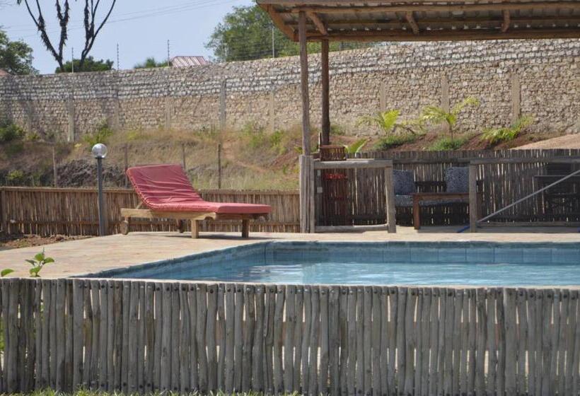 پانسیون Firstrose Villa, Doppelzimmer R3,a Diani, Kenia