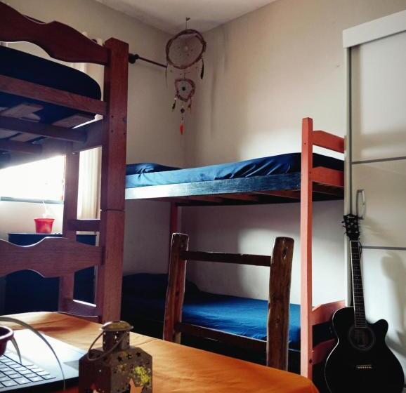 پانسیون Pueblos Hostel Latino