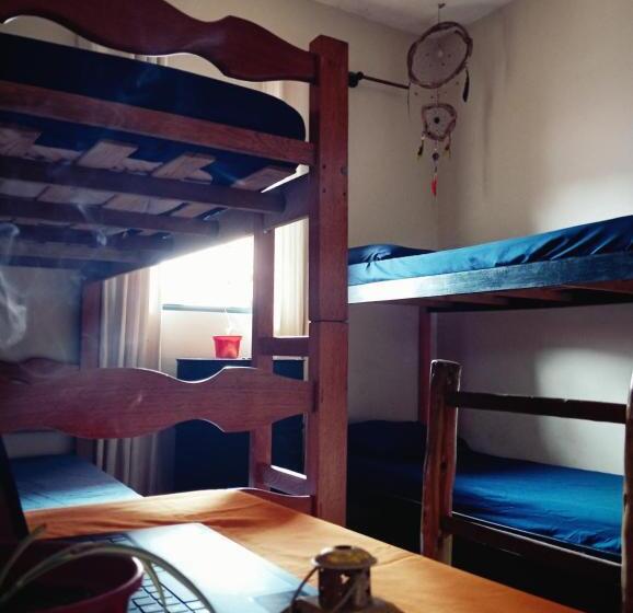 پانسیون Pueblos Hostel Latino