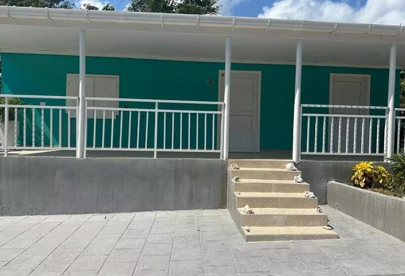 Majatalo Leonor’s Guest House