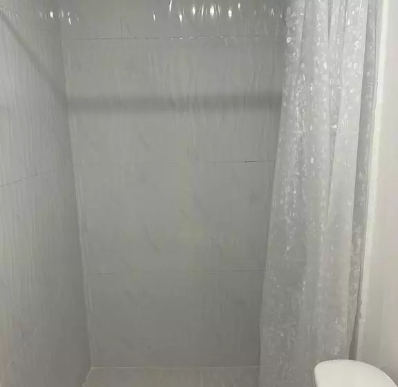 Majatalo Leonor’s Guest House