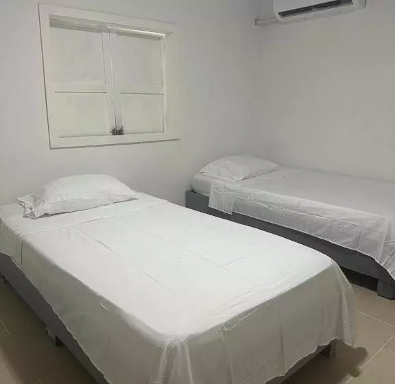 Majatalo Leonor’s Guest House