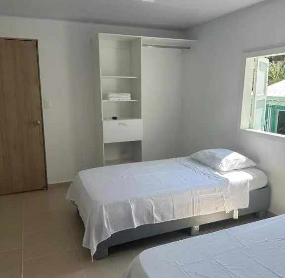 Majatalo Leonor’s Guest House