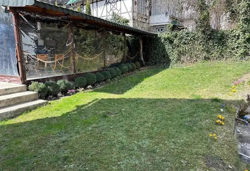 پانسیون Vila Agata