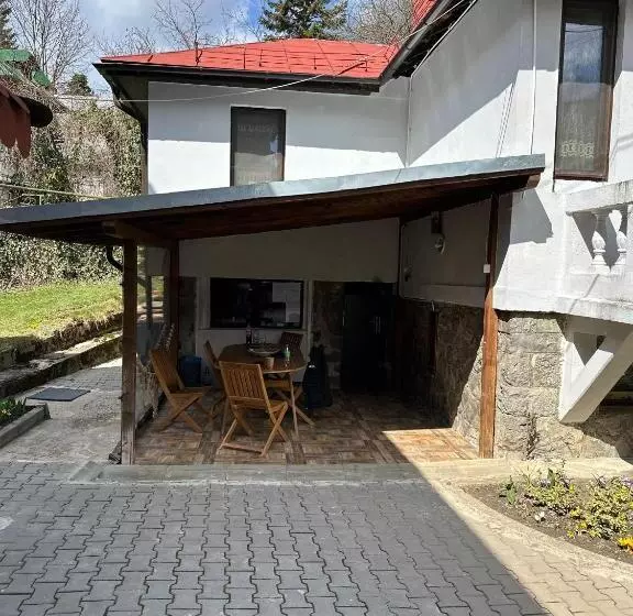 پانسیون Vila Agata