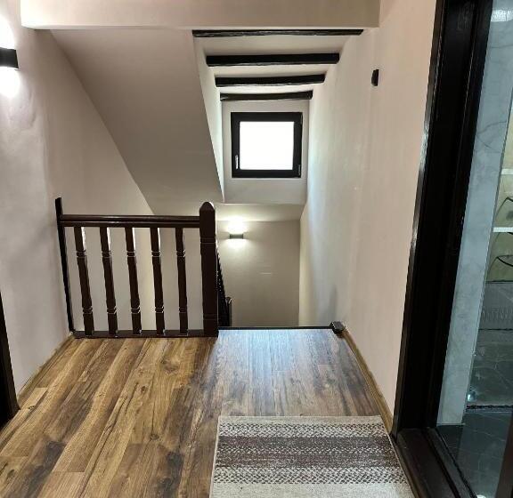 膳宿费 Vila Agata