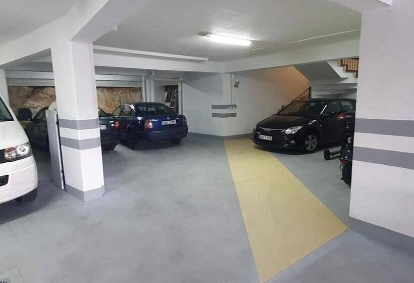 پانسیون Villa Maxima U Blizini Plaže Sa Garažom I Sigurnosnom Kamerom