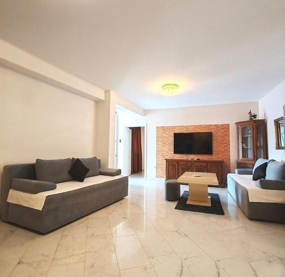 پانسیون Villa Maxima U Blizini Plaže Sa Garažom I Sigurnosnom Kamerom