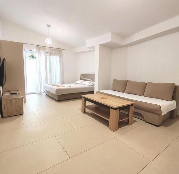 پانسیون Villa Maxima U Blizini Plaže Sa Garažom I Sigurnosnom Kamerom