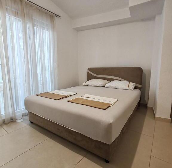 پانسیون Villa Maxima U Blizini Plaže Sa Garažom I Sigurnosnom Kamerom