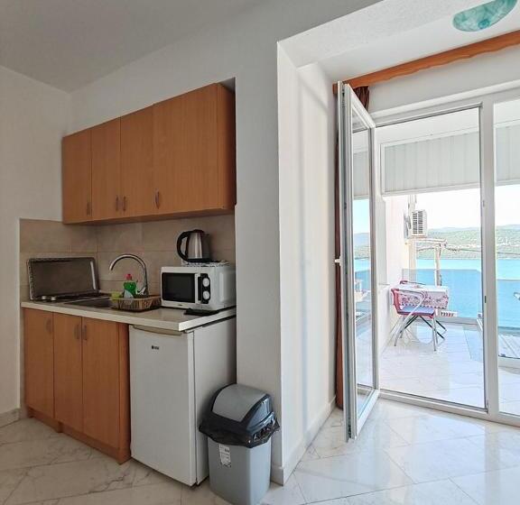 پانسیون Villa Maxima U Blizini Plaže Sa Garažom I Sigurnosnom Kamerom