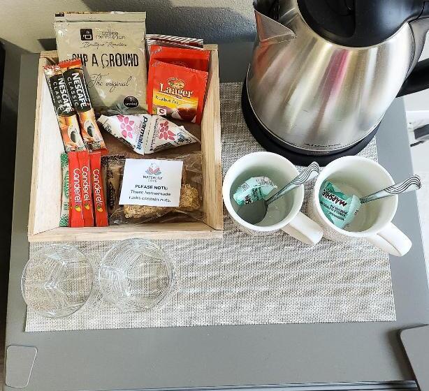 Pension Waterlily Cove Guesthouse