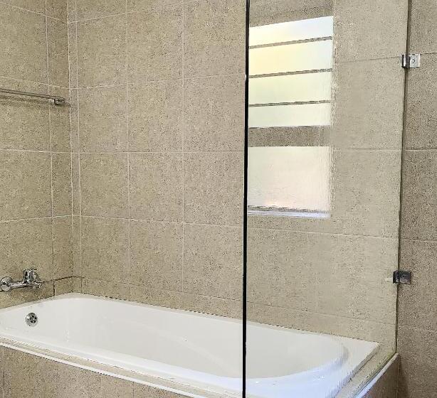 Pension Waterlily Cove Guesthouse