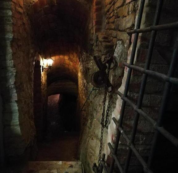 ベッドアンドブレックファースト Casaforte Alba In Langa