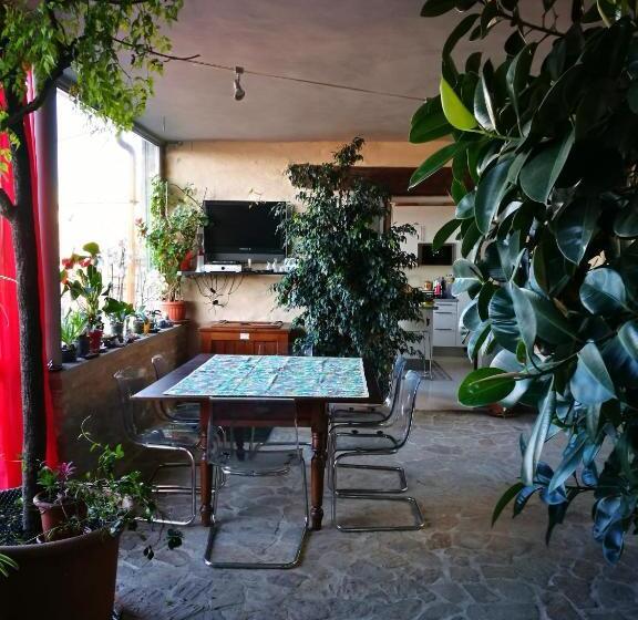 ベッドアンドブレックファースト Casaforte Alba In Langa