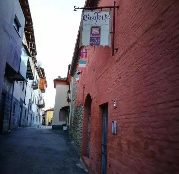 ベッドアンドブレックファースト Casaforte Alba In Langa
