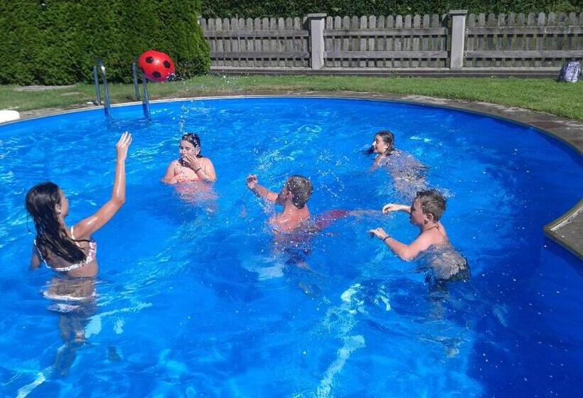 مبيت وإفطار Gasserhof Garni & Apartment