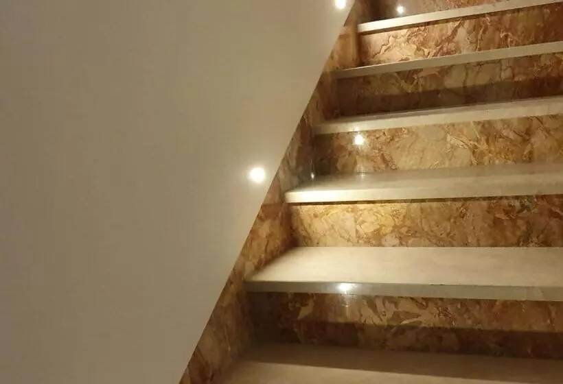 Aamiaismajoitus (B&B) Villa Elisa
