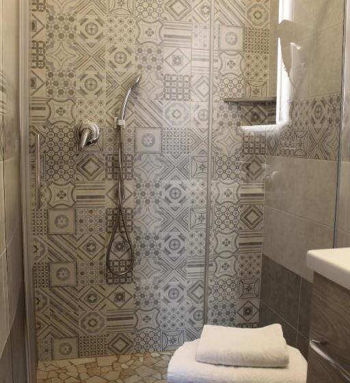 مبيت وإفطار Villa Elisa