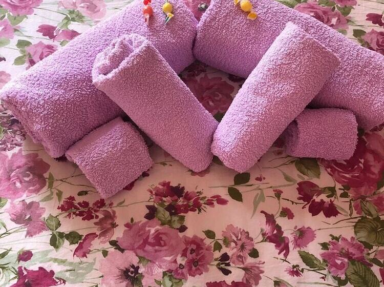 Bed and Breakfast Villa Gaia Luxury Villa, Pool & Wellness Rooms