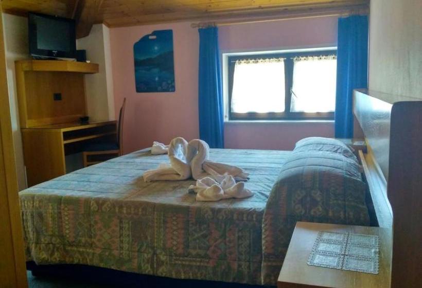 ホテル Albergo Aurora