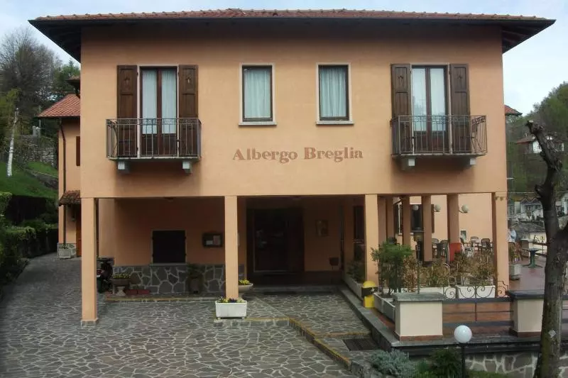 Hotelli Albergo Breglia