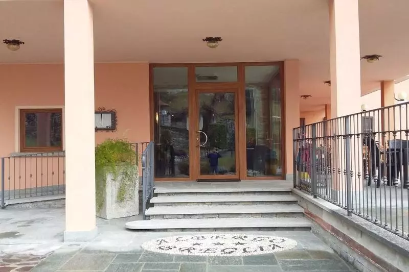 Hotelli Albergo Breglia