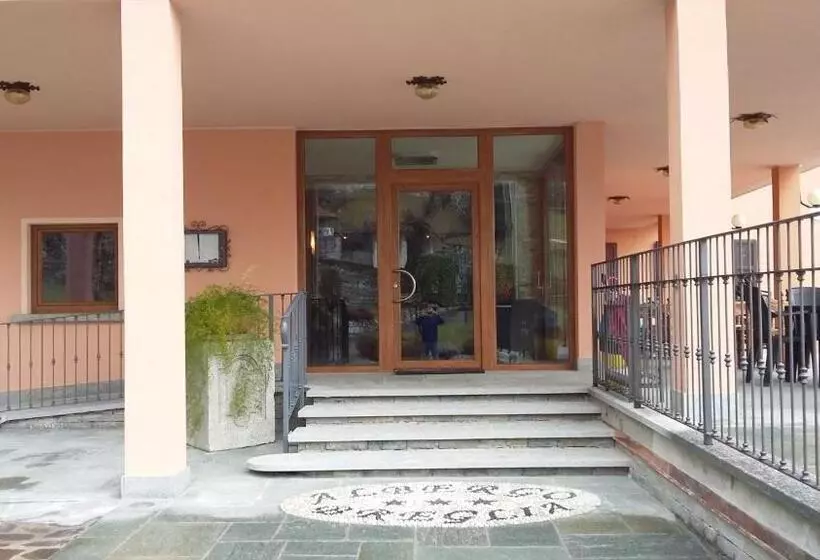 Hotelli Albergo Breglia