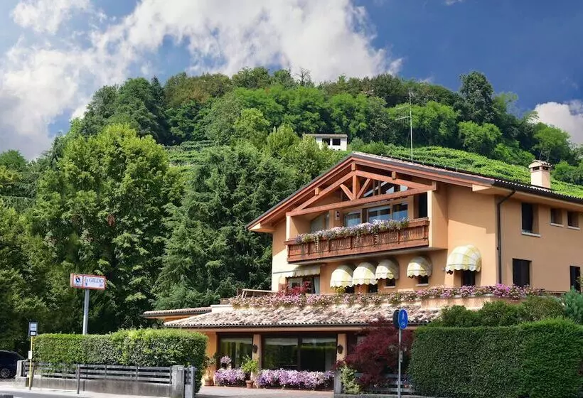 ホテル Albergo Da Gildo