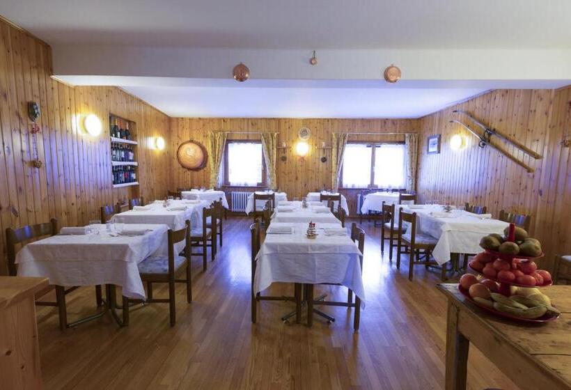 ホテル Albergo K2