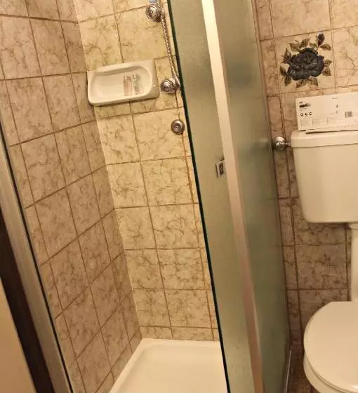 Hotelli Albergo K2