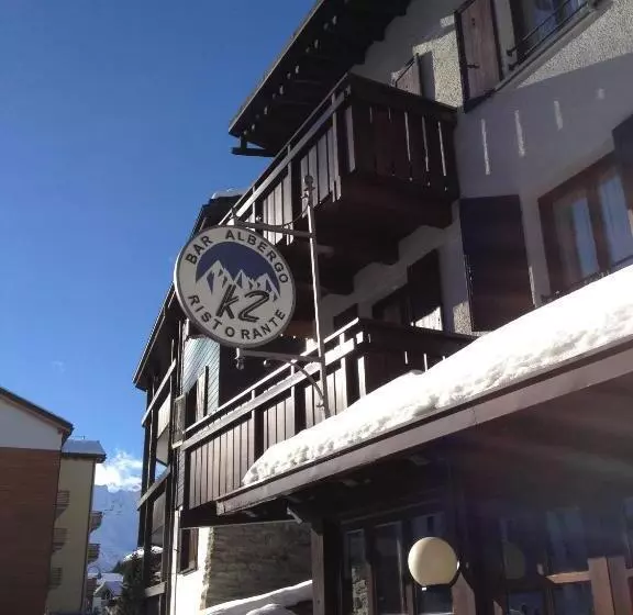 Hotelli Albergo K2