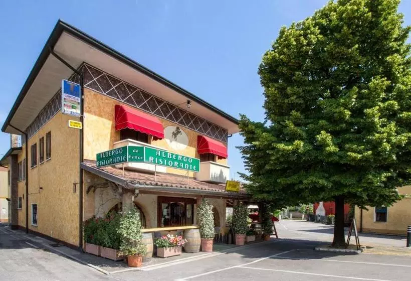 Hotelli Albergo Ristorante Da Felice