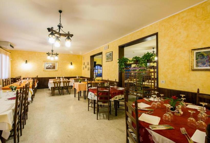 Отель Albergo Ristorante Da Felice