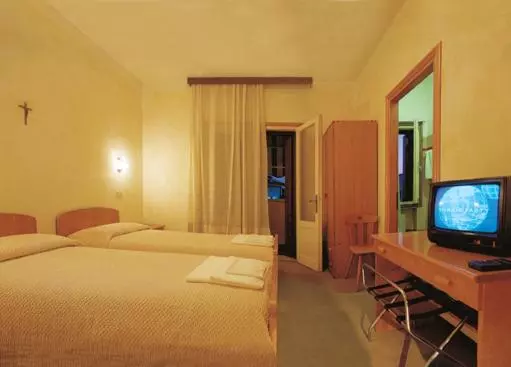 Hotelli Albergo Ristorante Da Felice