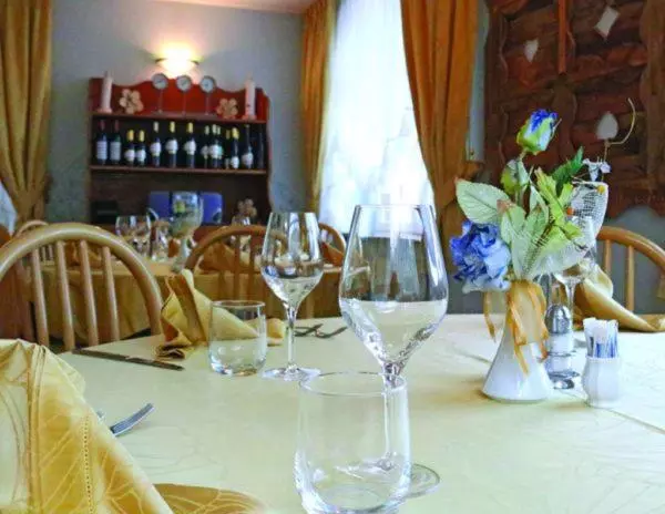 ホテル Ristorante Milano