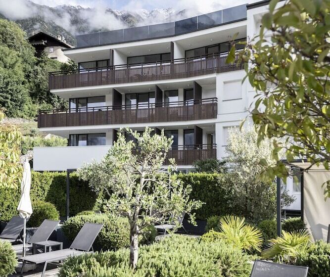 Отель Belvedere   Adults Only   14 Plus