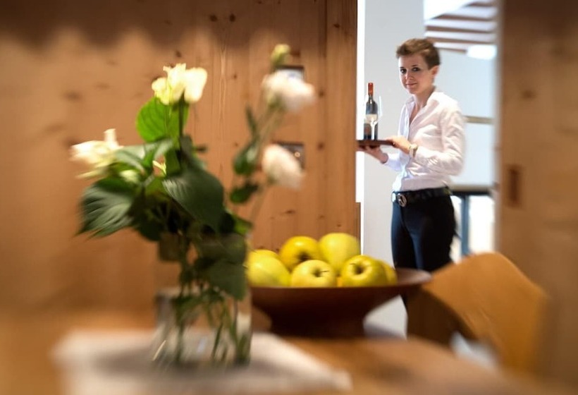 Отель Belvedere   Adults Only   14 Plus