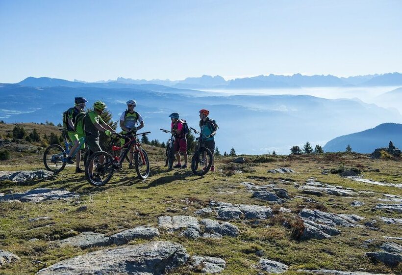 Отель Belvedere   Adults Only   14 Plus