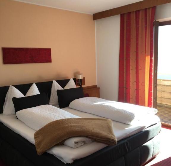 فندق Biogasthaus Plonerhof