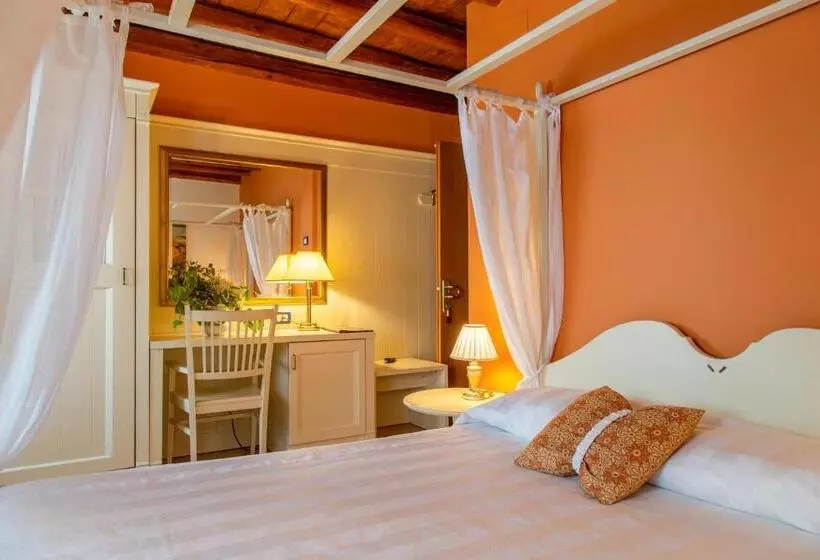 ホテル Calvi Ristorante Mainor