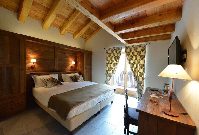 בית מלון כפרי De La Tor