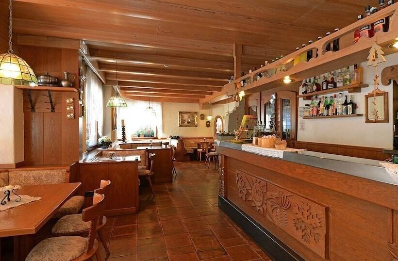 ホテル La Soldanella